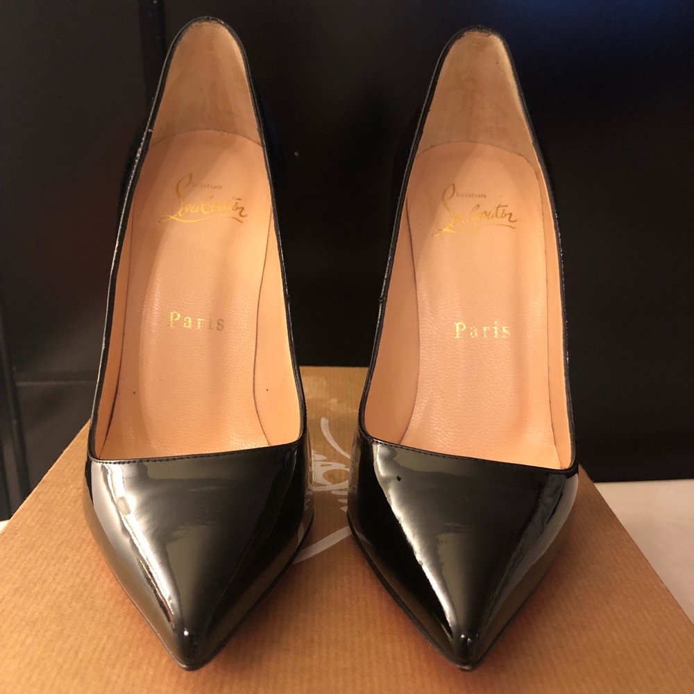 CHRISTIAN LOUBOUTIN PigallePatentLeatherPumps Sz36